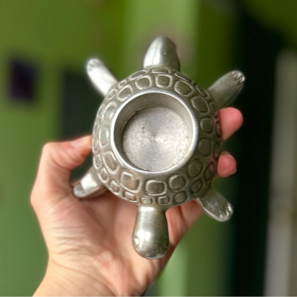 Rustic Metal Nautical Sea Turtle Baby Tea Light Candle Holder Decorative Accent - Picture 2 of 10